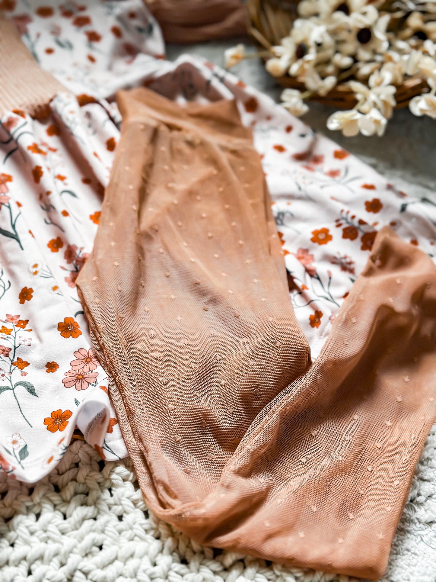 Autumn laughs in Flowers