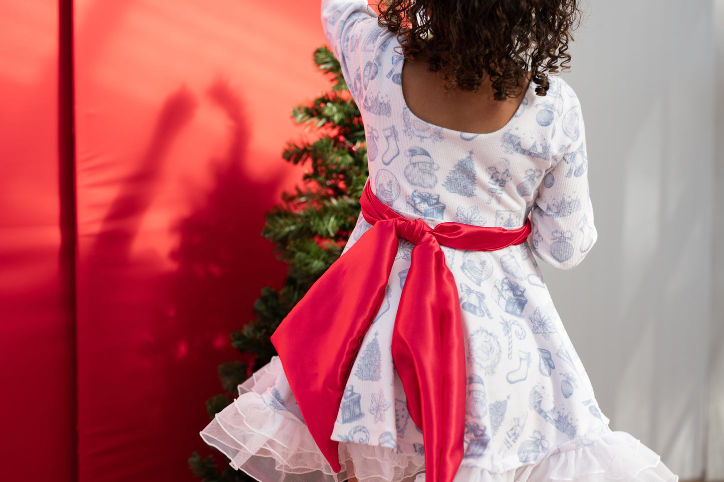 𝒫𝑒𝒶𝒸𝑒 𝑜𝓃 𝐸𝒶𝓇𝓉𝒽